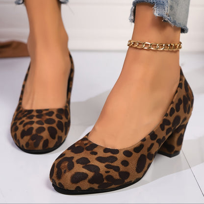 Laura – Zapatos de tacón con puntera ancha y tacón estable para una comodidad sin dolor.