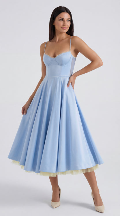 Vestido de tul y midi de Isold